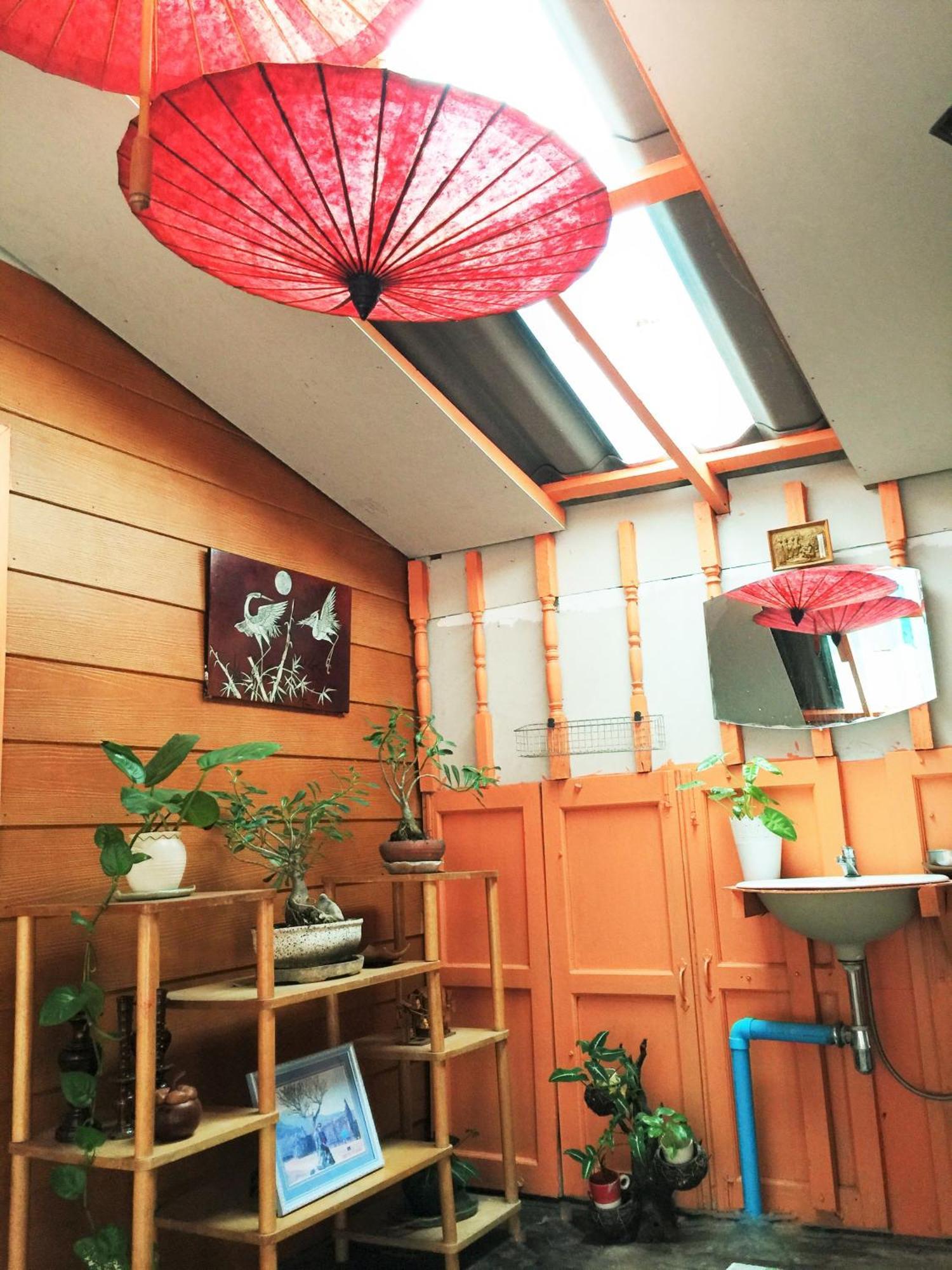 28 Rachabutr Hostel Убон Ратчатани Стая снимка
