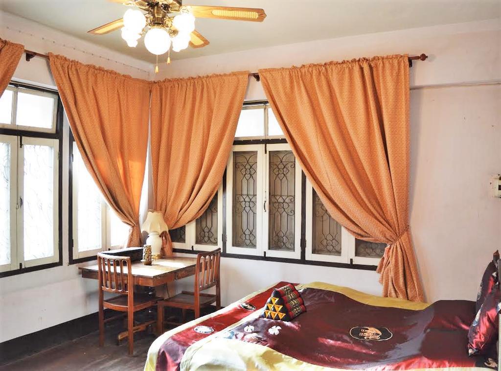 28 Rachabutr Hostel Убон Ратчатани Стая снимка